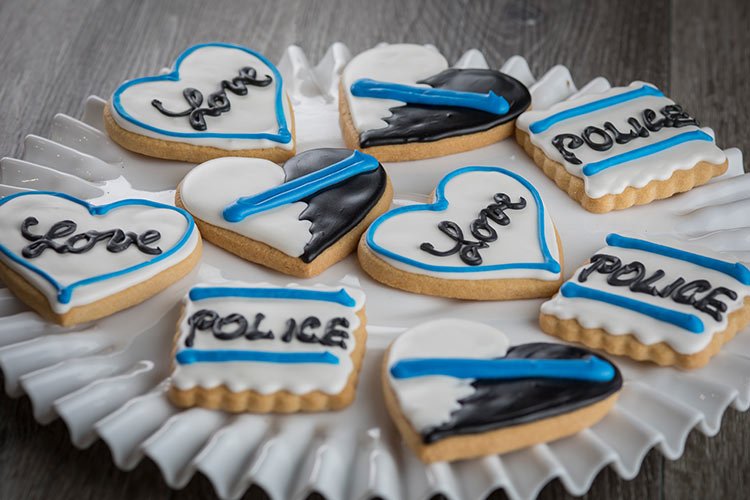 Line Upon Line Cookies Chicago Police Memorial Foundation Fundraiser – AROUND THE TOWN CHICAGO